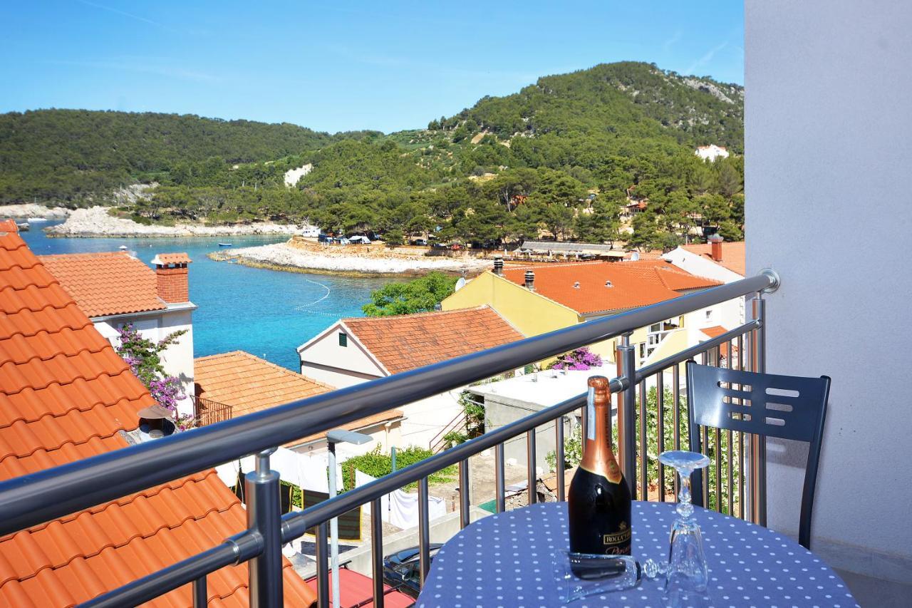 Apartment 'Mimo' In Milna - Hvar Exteriör bild