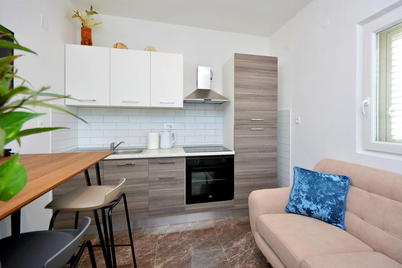 Apartment 'Mimo' In Milna - Hvar Exteriör bild